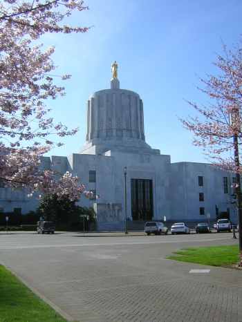 oregon capitol photo