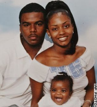 Sean Bell, his fiancee Nicole Paultre, and their daughter. 