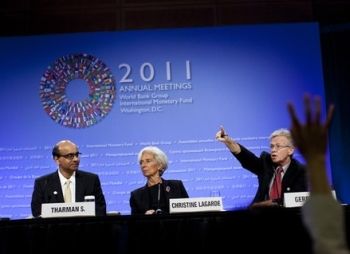 Lagarde, with Gerry Rice pointing, answers not shown