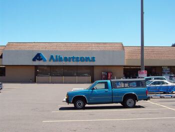 Albertsons_Closing.jpg