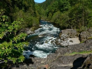 North Santiam River