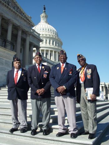 LtCol Joseph Carpenter, USMC (Ret), Sgt Earl Evans, USMC (Ret), SSgt Eugene Groves, USMC (Ret), and GySgt Reuben McNair, USMC (Ret) on the Capitol Steps.