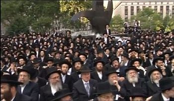 Orthodox Jews inNYC protest Israel