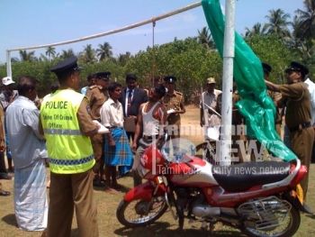 Tamil man hanging by neck